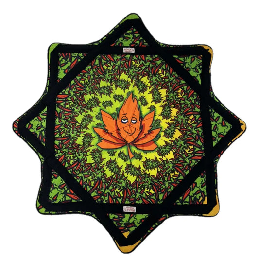 Mougee Star Midway- 24’’ Diameter -Not too big Not too small - Just right - Dankage by Kuwalaburr - flow star